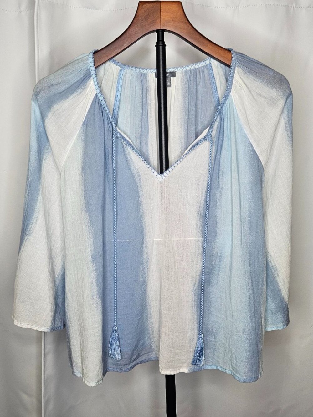 Aerie Blue & White Ombre Striped Boho Peasant Blouse Split V-Neck XSmall